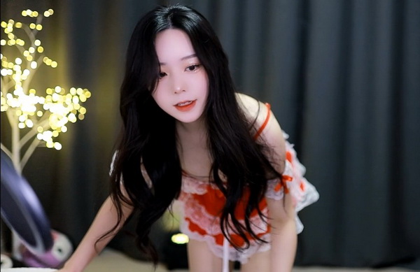 一面膜胸口一面膜下从嘴到胸