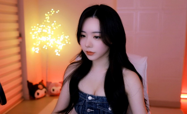 你晚上弄了好几个小雨伞