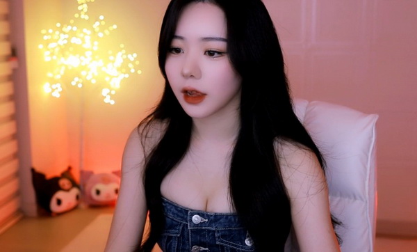 宝贝看镜子我是怎么爱你的图