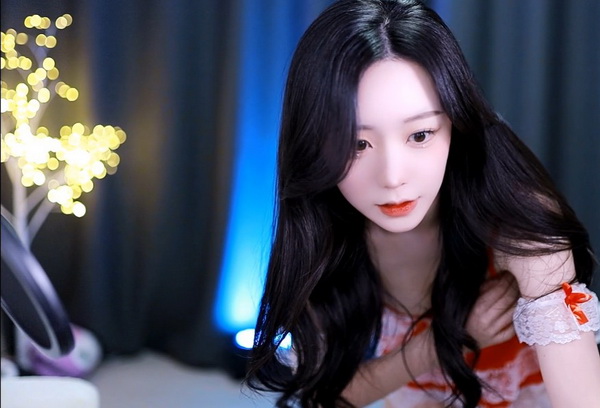 你叫的越大声我就越兴奋是什么歌词