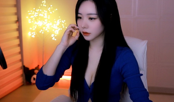 瑶瑶开襟开叉裙鞋子选择