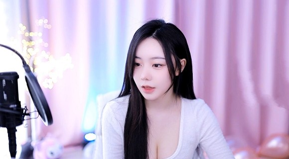 暴躁老姐的csgo心得分享视频