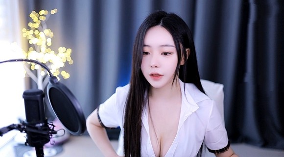 欧美7777777又粗又大