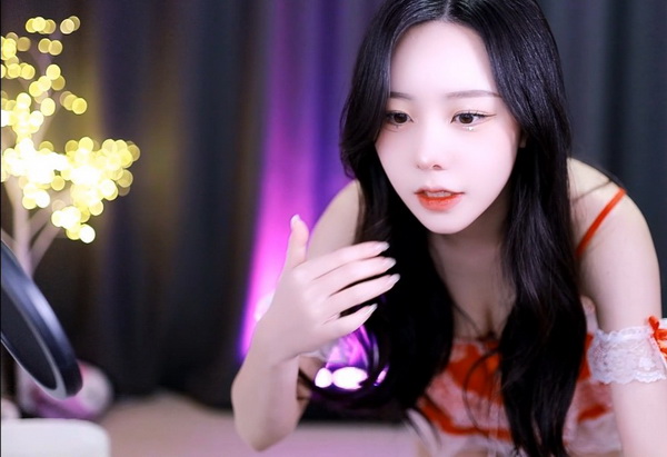CSGO暴躁妹妹玩