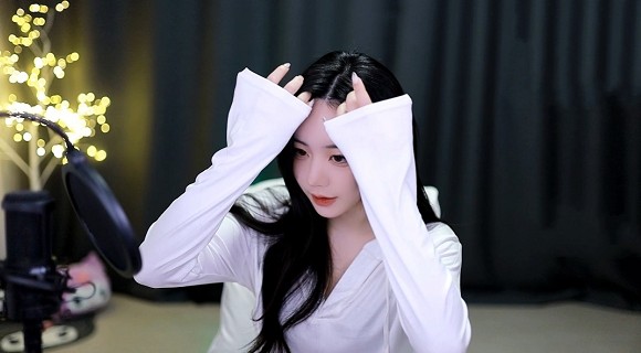 草莓丝瓜芭乐绿巨人樱桃秋葵粉色2023