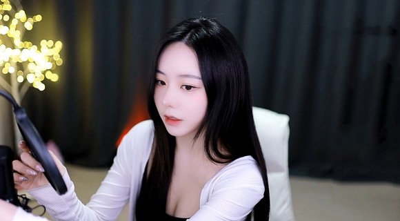 暴躁老姐的csgo心得分享视频