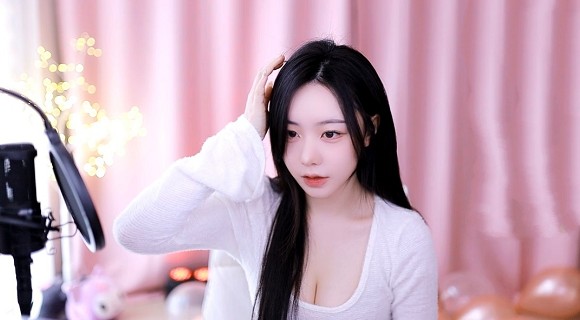 日产大香伊煮大象伊甸的寓意
