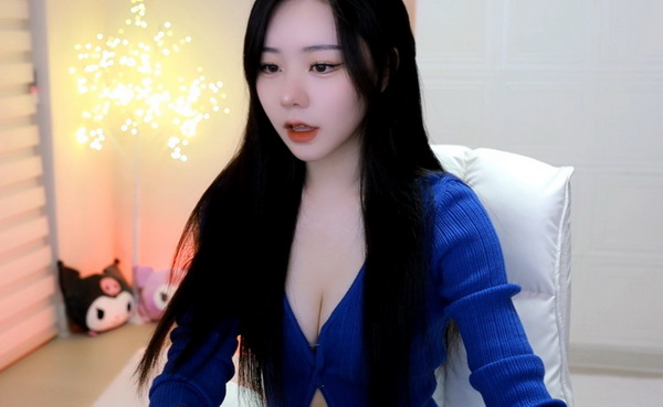 我早就想和你在公司做朋友了