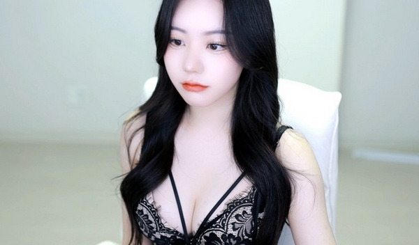 CSGO暴躁少女免费看