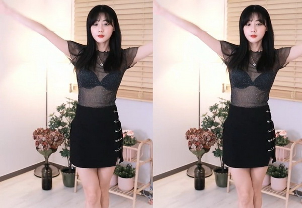 女的用嘴巴吃鸡喉咙痛怎么办