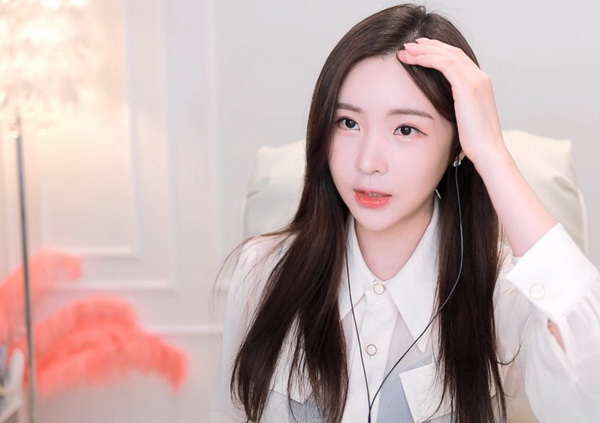 ysl口红水蜜桃色号6248