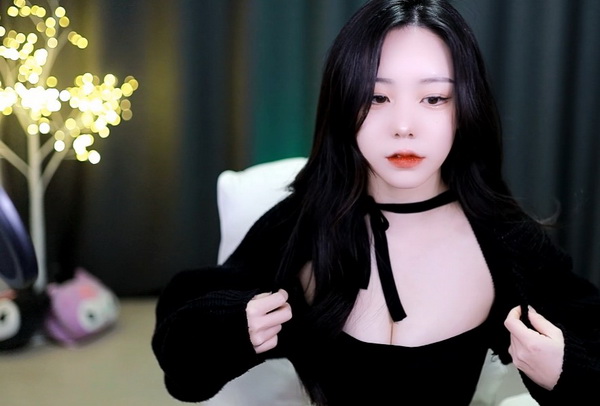 男生女生一起愁愁愁很痛