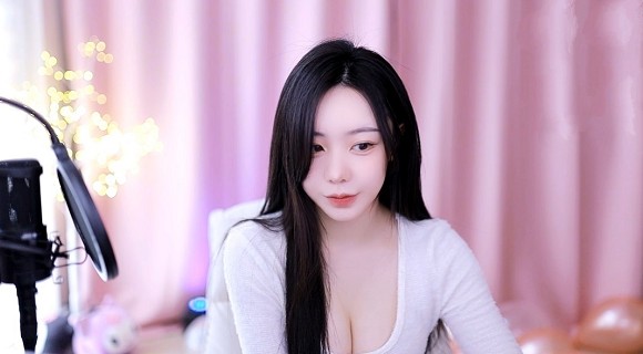 吃鸡rap小姐姐图片高清